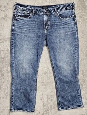 Silver Jeans Co. Elyse Capri Size 18 Like New Blue Jeans Plus Size